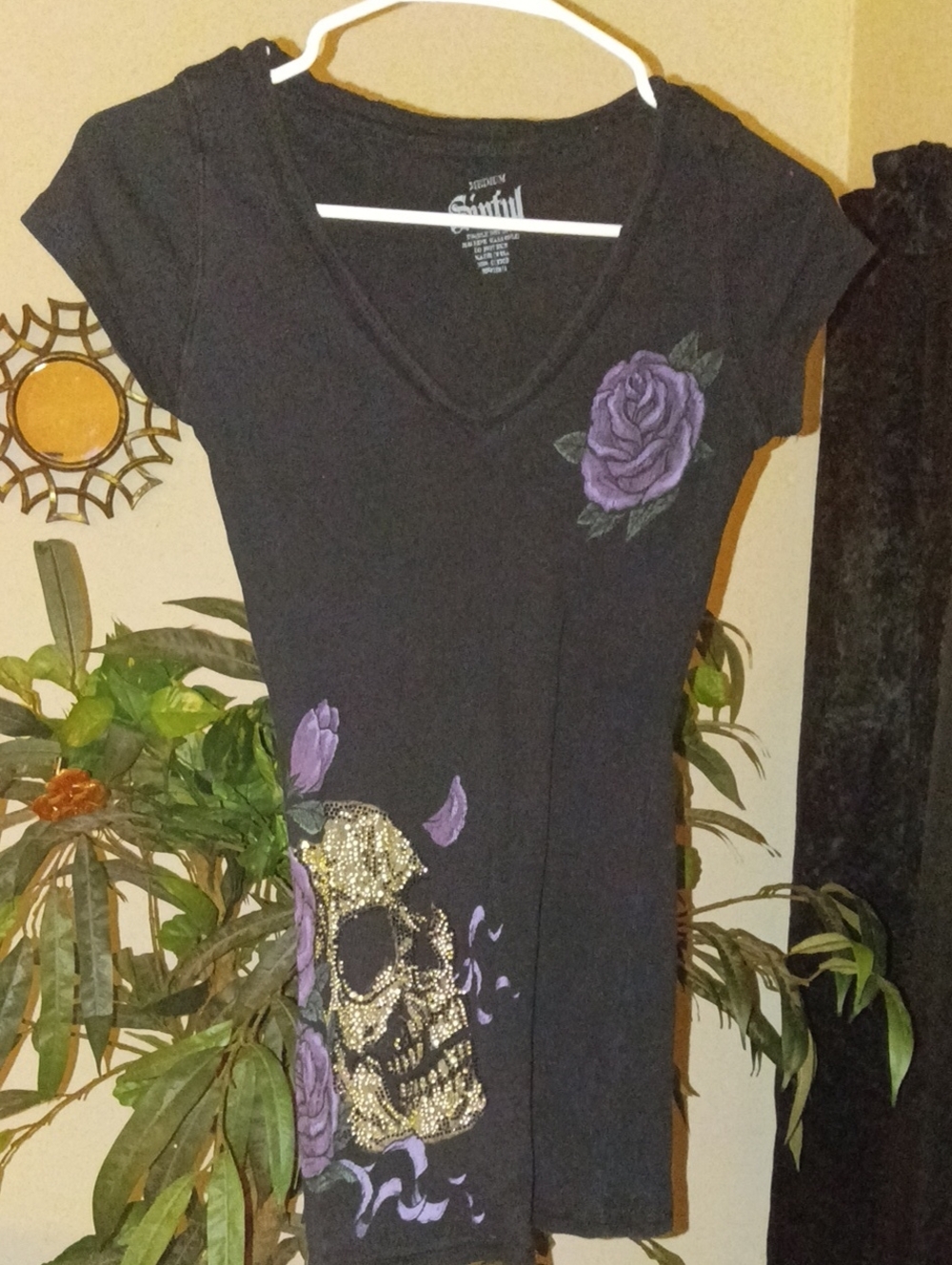 Sinful Black V-Neck Women's Tee with Purple Rose & Gold Skull Size Medium